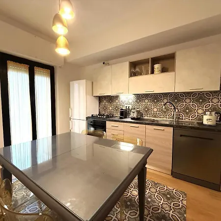 Celentano 25 Boutique Apartamento *