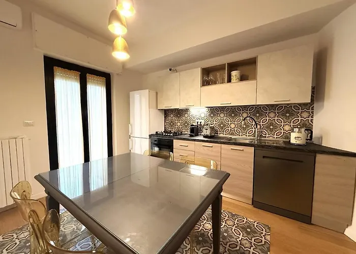 Celentano 25 Boutique דירה *